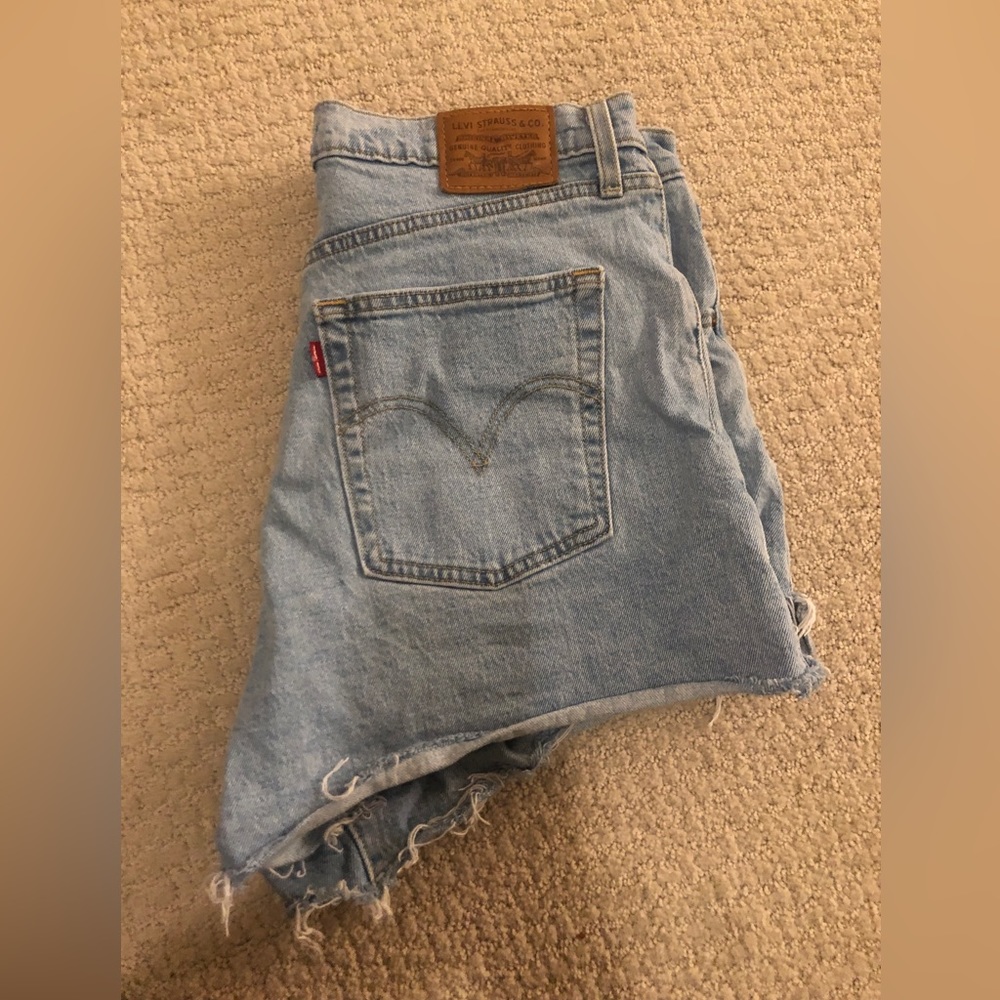 Levi’s distressed ribcage jean shorts